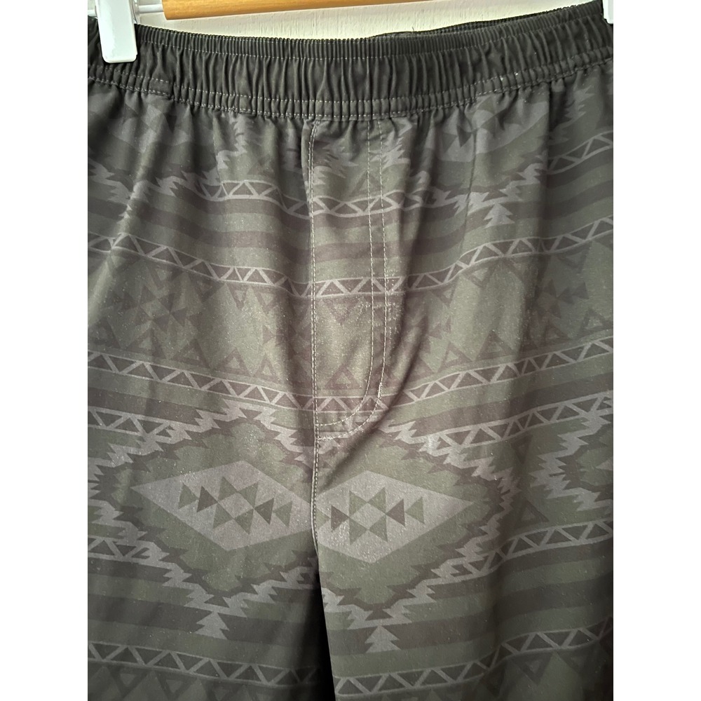 Chubbies Men XXL Gym Training Swim 32"x7" Green Aztec With Compression Liner